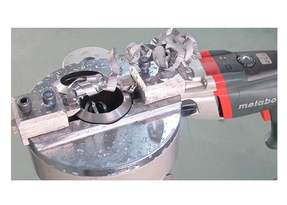 1300W Electric Pipe Cutting And Beveling Machine 120r/Min